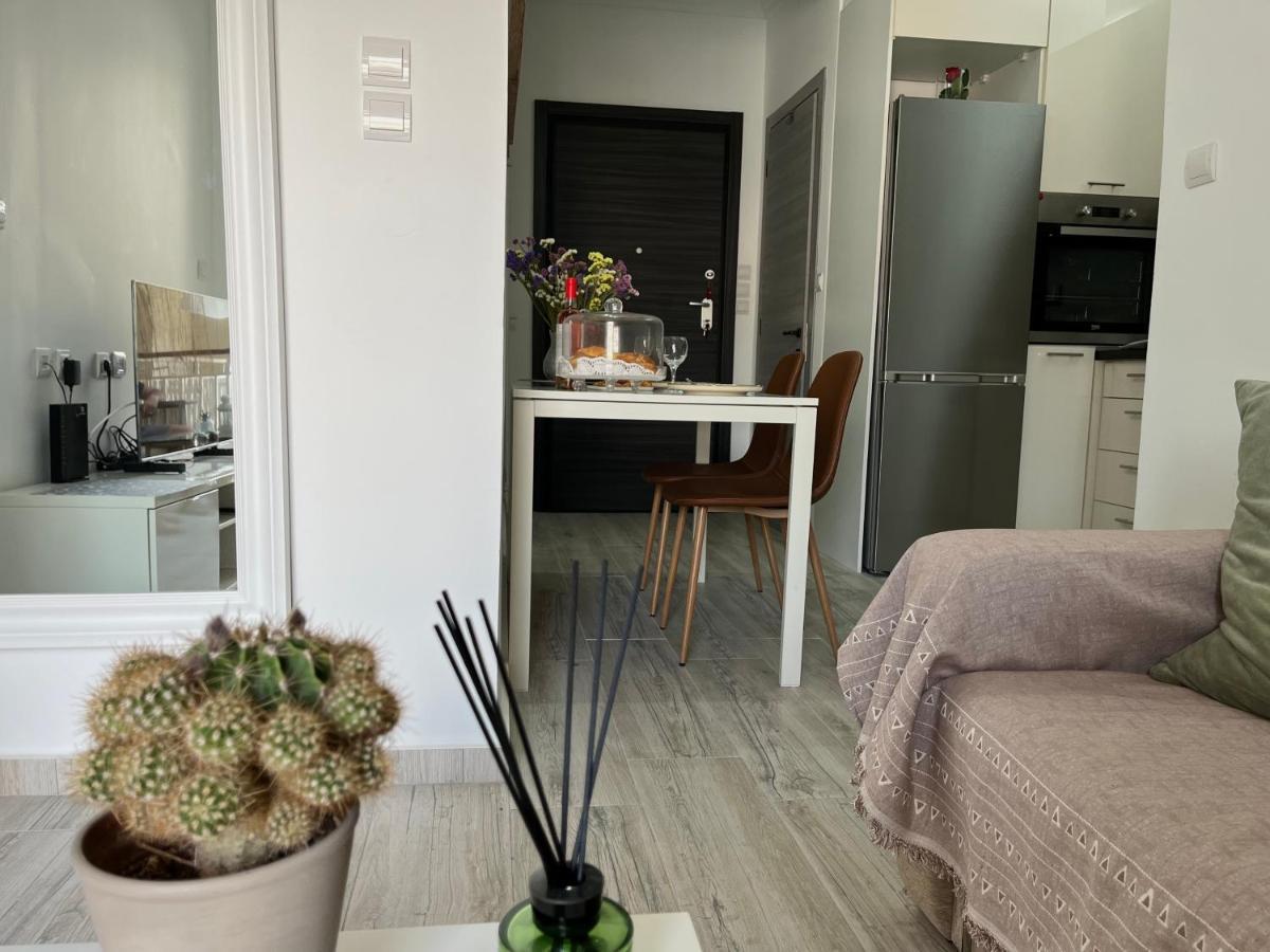 Theo Suites Кавала Екстериор снимка